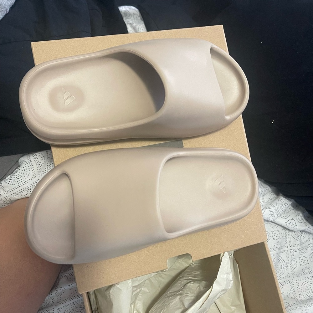 Yeezy Slides